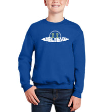 Load image into Gallery viewer, Believe UFO - Boy&#39;s Word Art Crewneck Sweatshirt