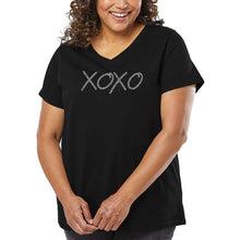Load image into Gallery viewer, Women&#39;s Plus Size Word Art V-Neck - XOXO