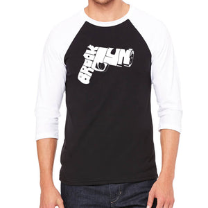 BROOKLYN GUN - Men's Raglan Baseball Word Art T-Shirt