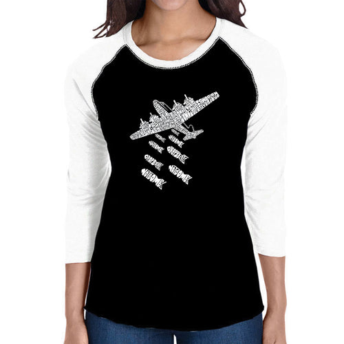 DROP BEATS NOT BOMBS - Women's Raglan Baseball Word Art T-Shirt